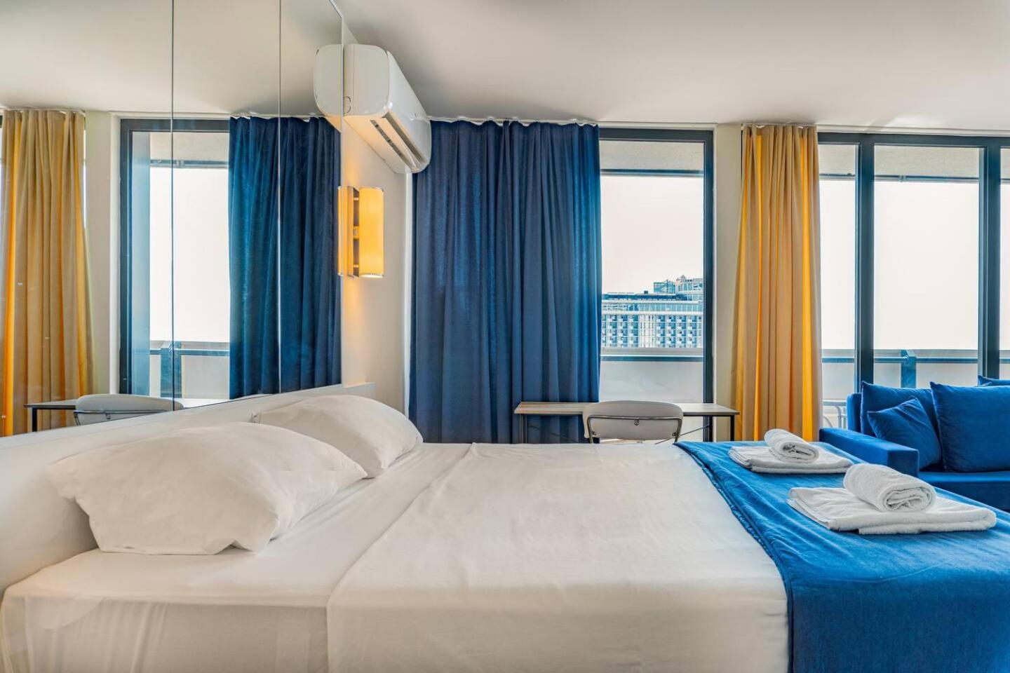 Orbi City Block A Floor 10 Room 40 Batumi Exterior foto
